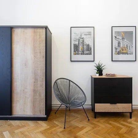 Apartment Spacious Near The River